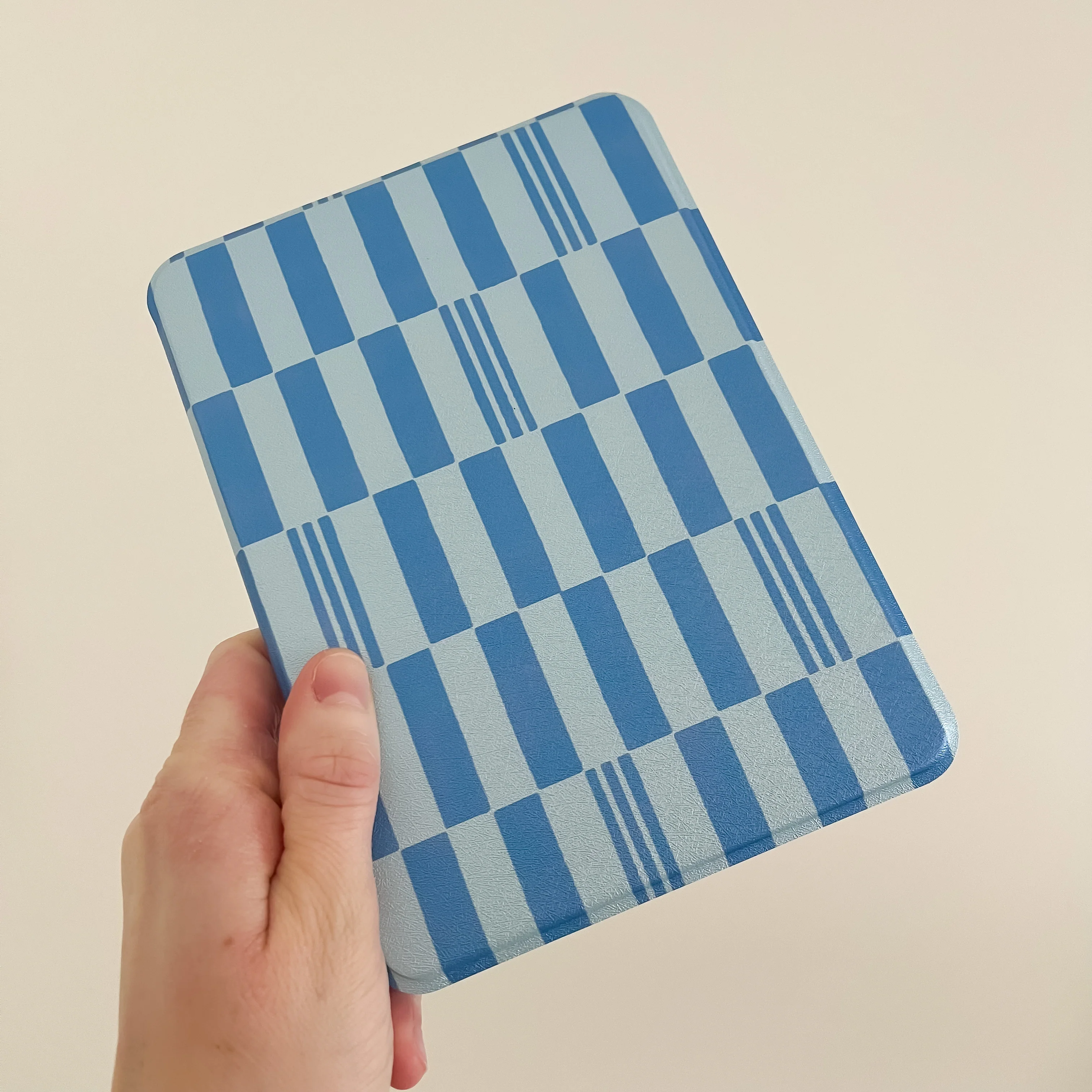 Blueberry Latte Kindle Case - Image 4