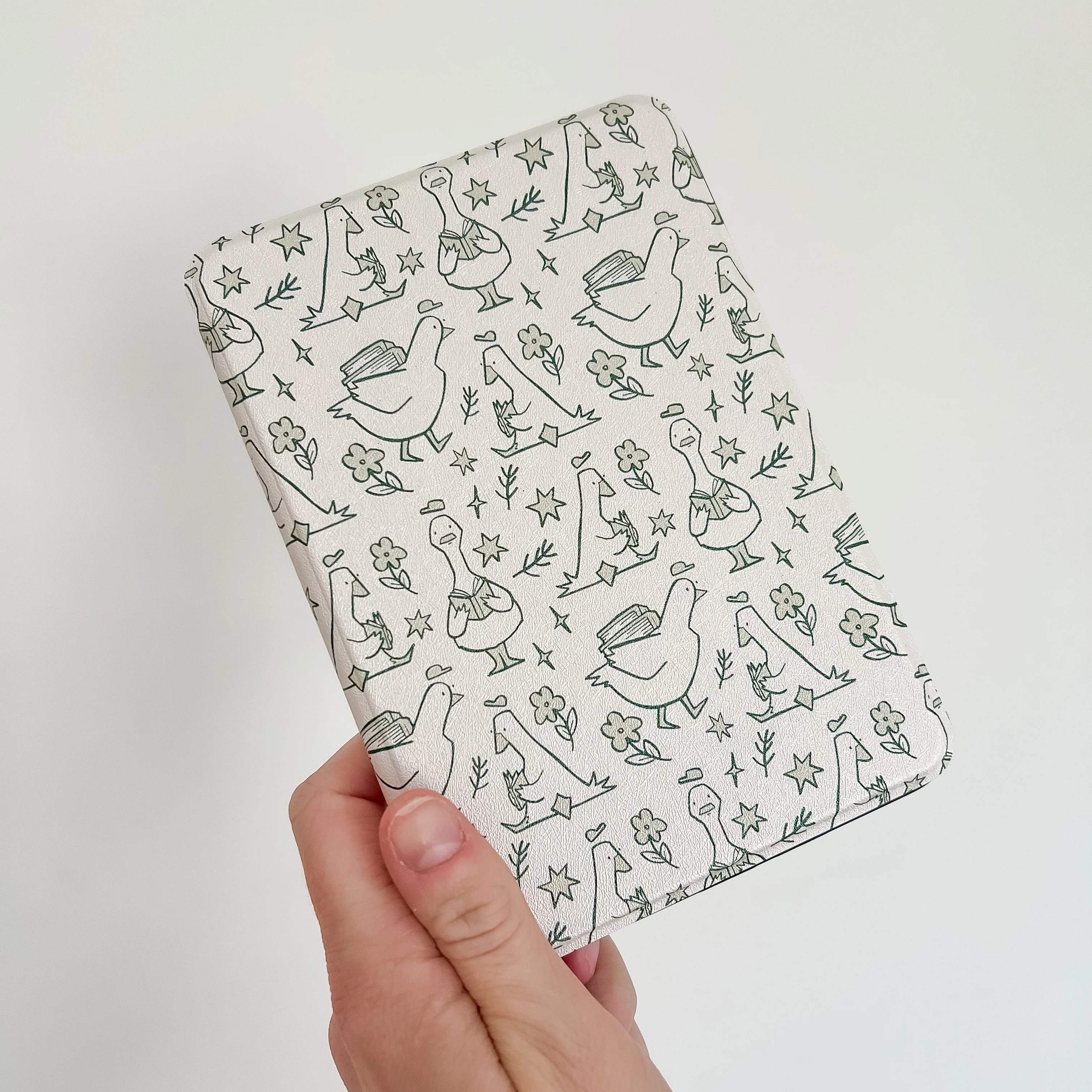 Bookish Duckling Kindle Case - Image 3