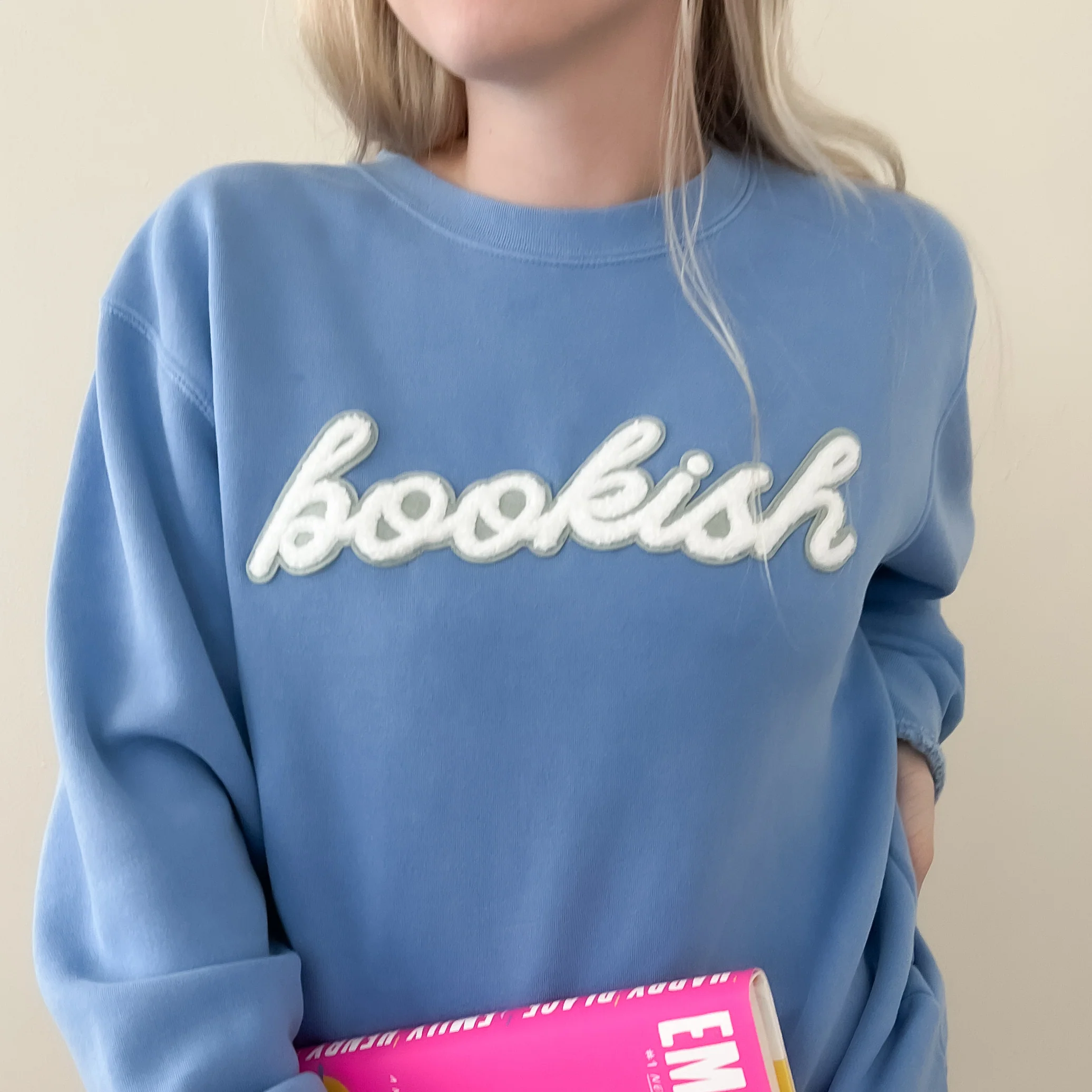 Bookish. Patch Sweatshirt - Light Blue - Image 2