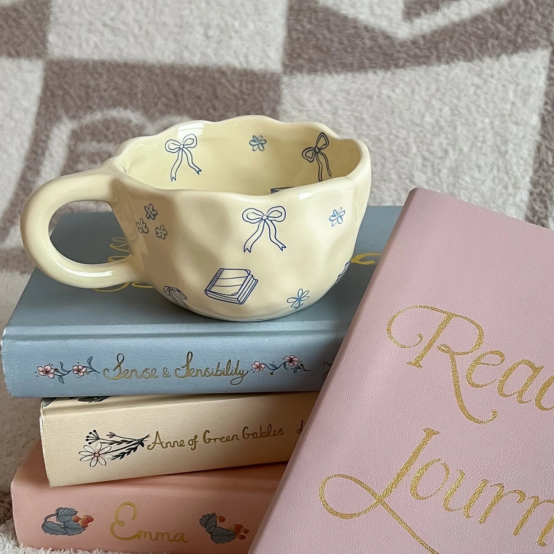Bows and Books Mug - Image 12