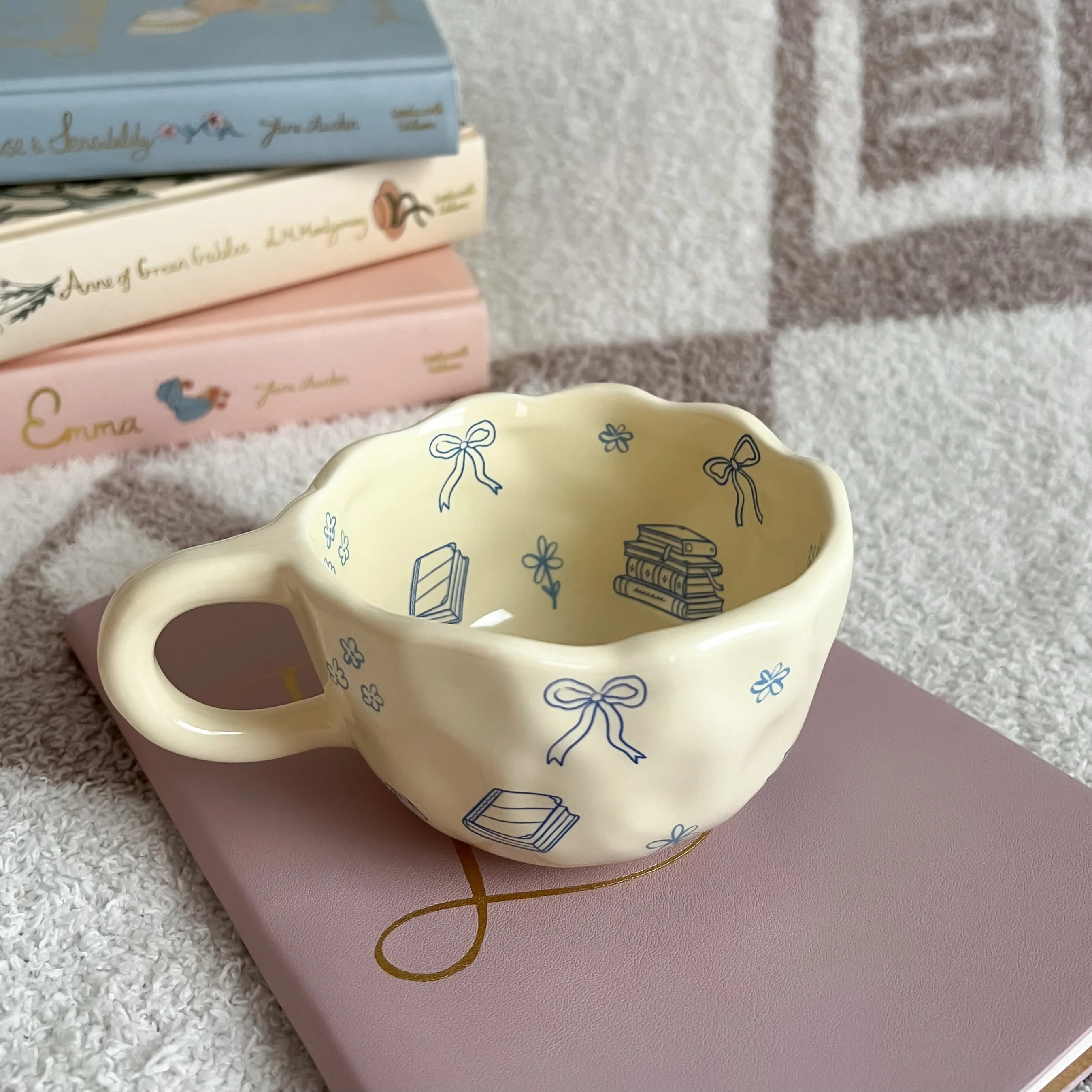 Bows and Books Mug - Image 5