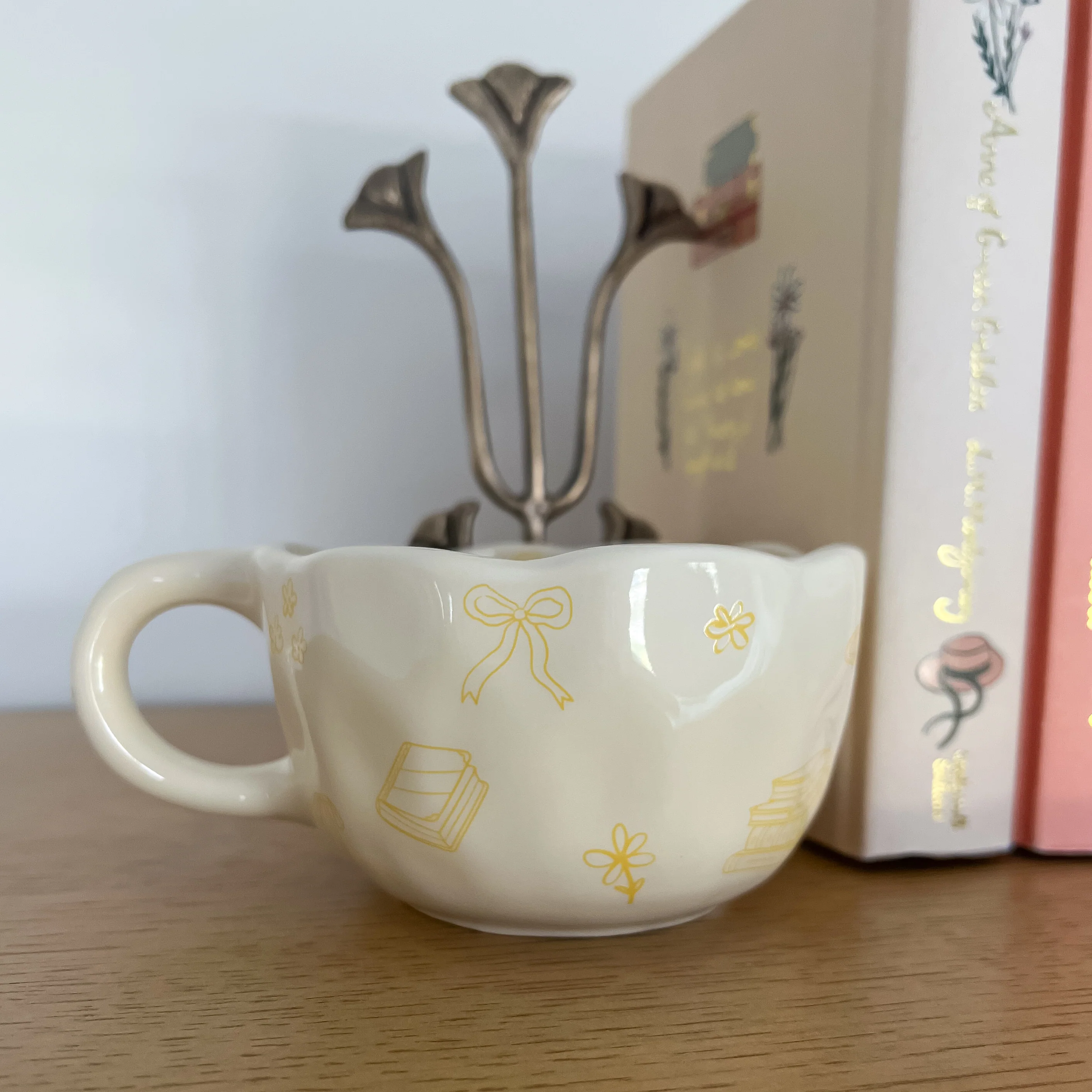 Bows and Books Mug - Image 9