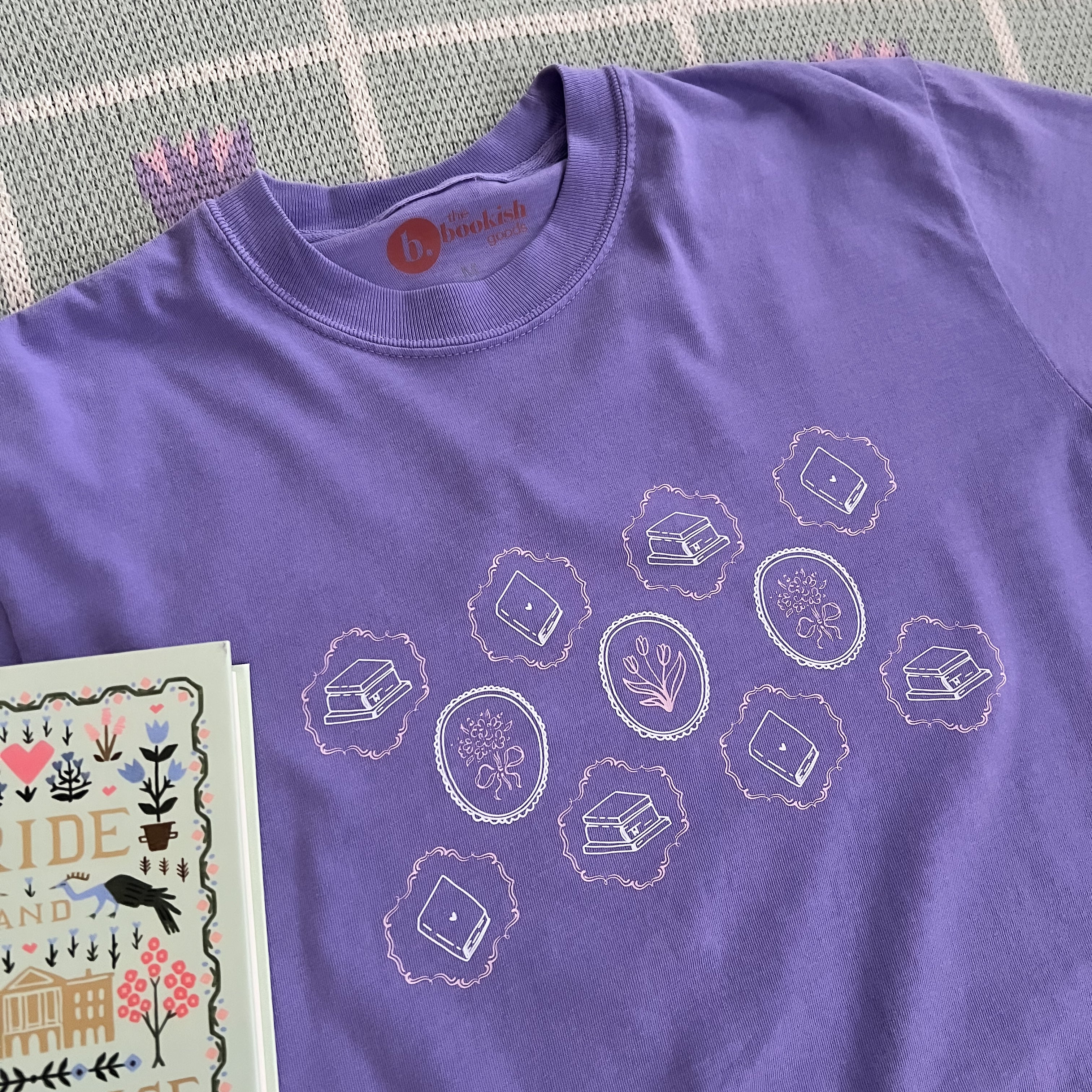 Cottage Books Tee
