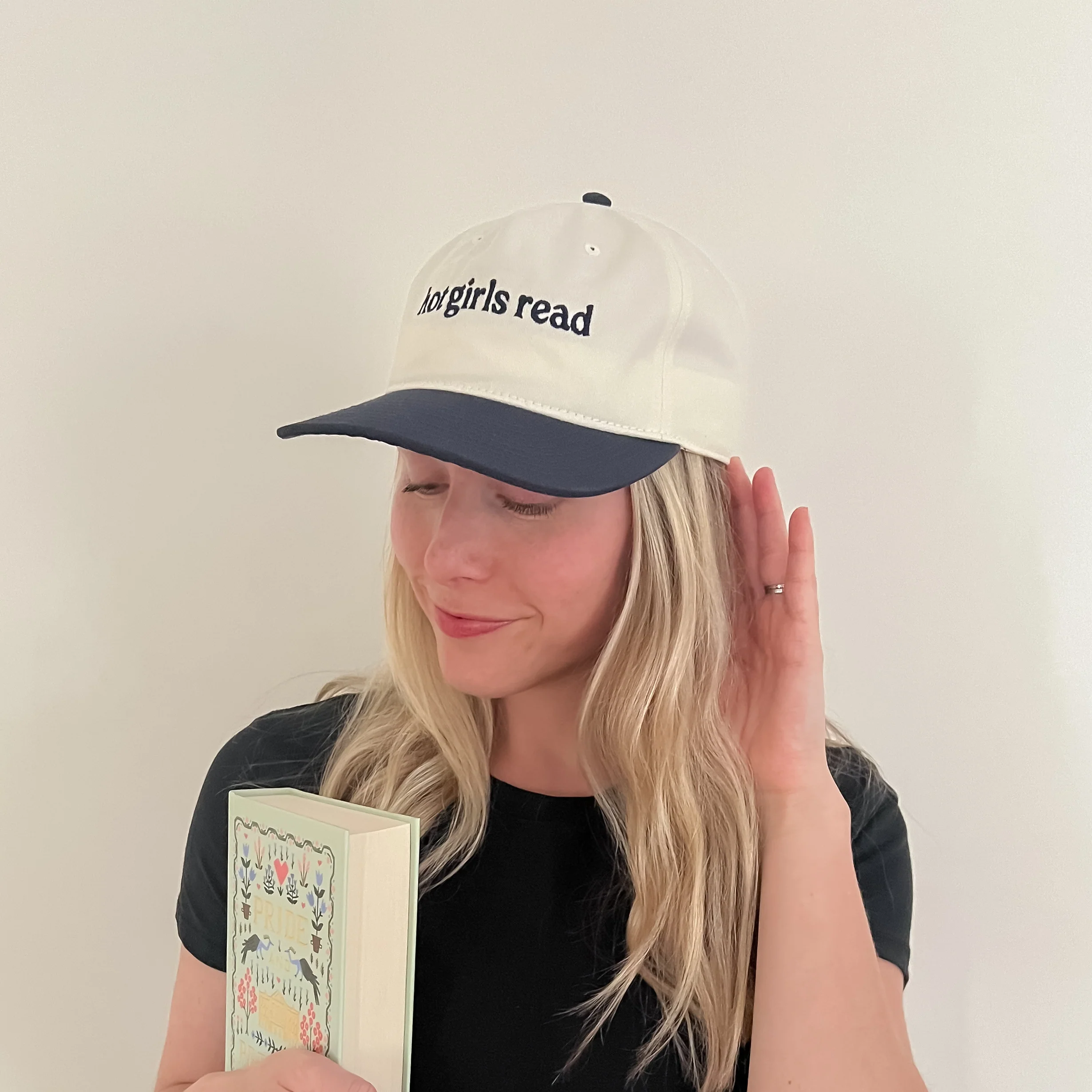 Hot Girls Read Hat - Image 5