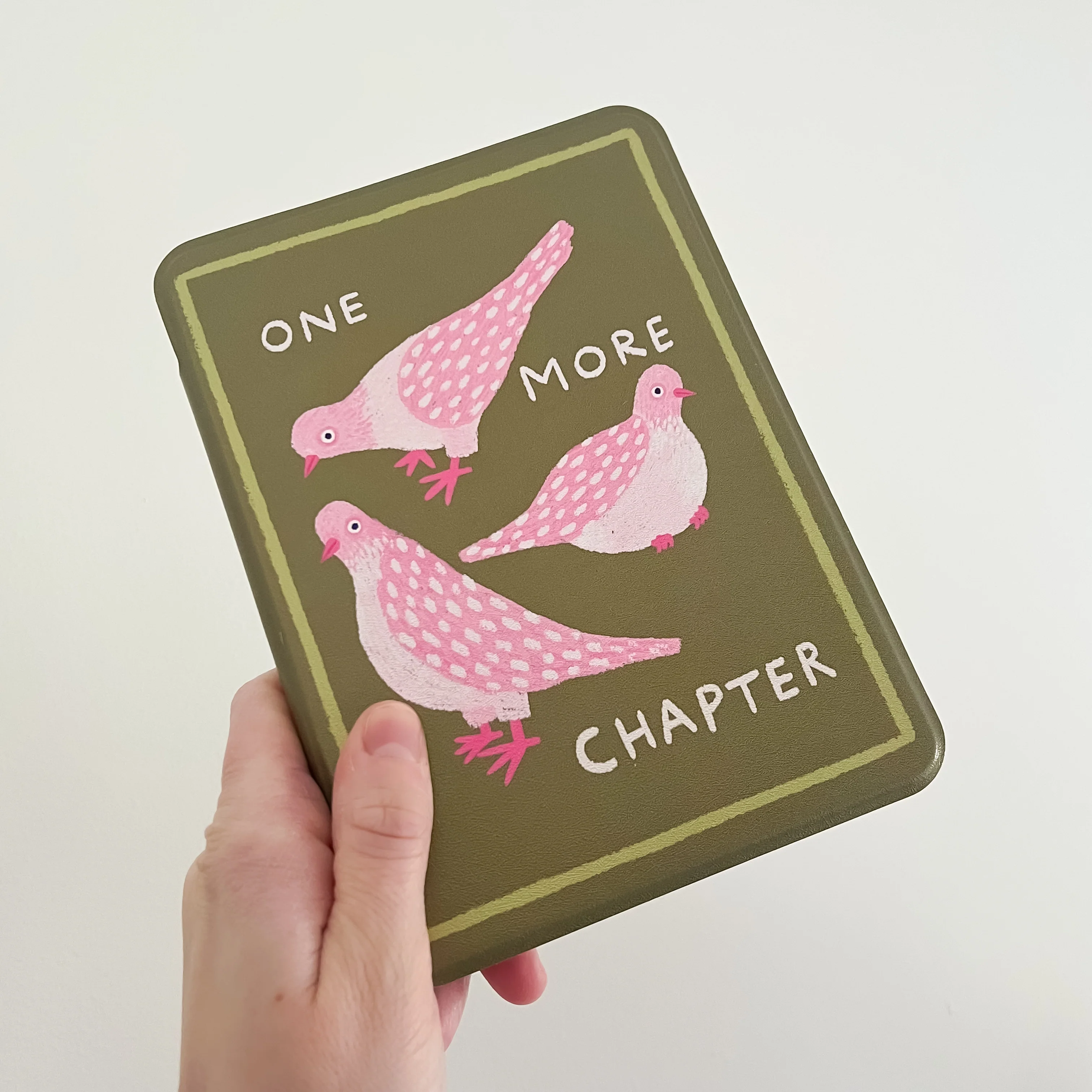 Pigeon Party Kindle Case - Image 3