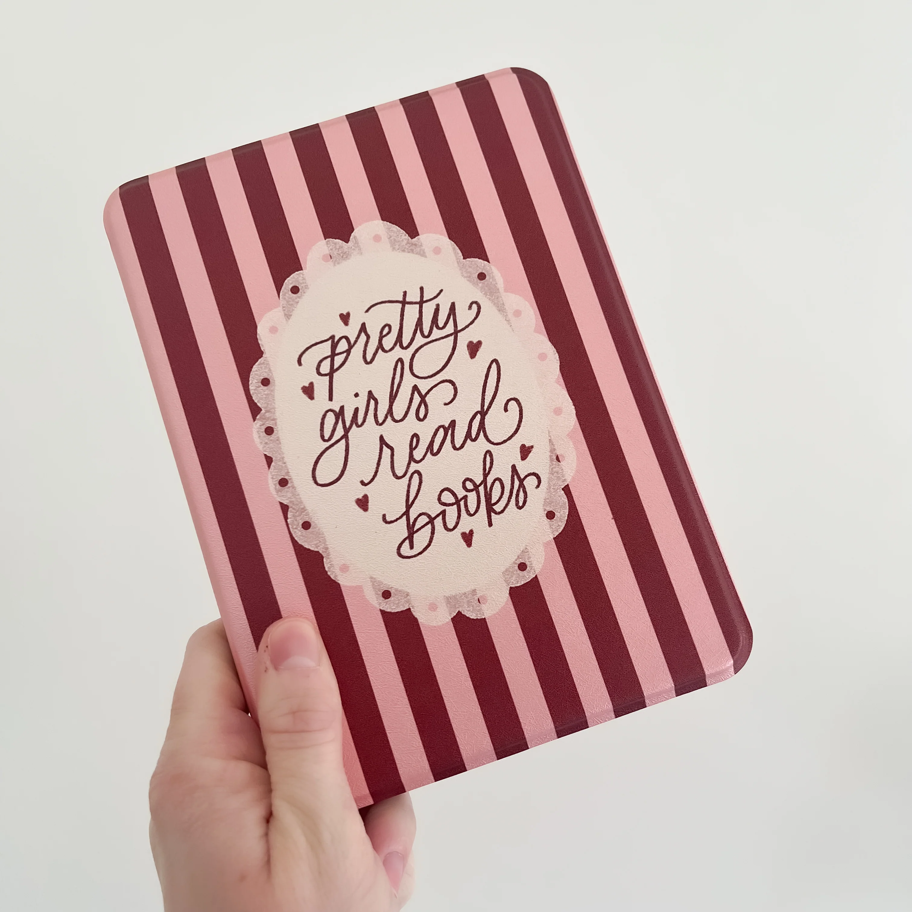 Pretty Girls Read Books Kindle Case - Image 3