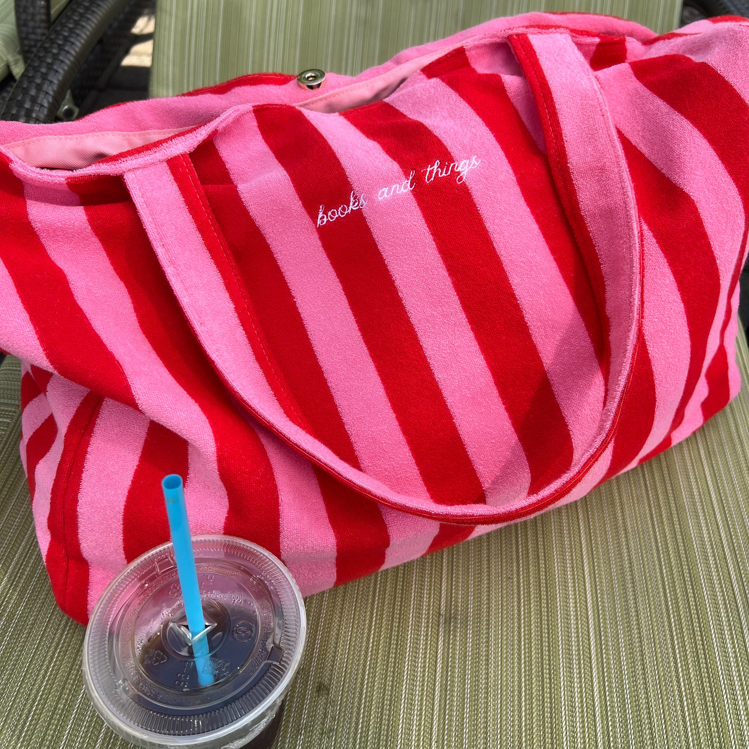 The Bookish Beach Bag - Image 7