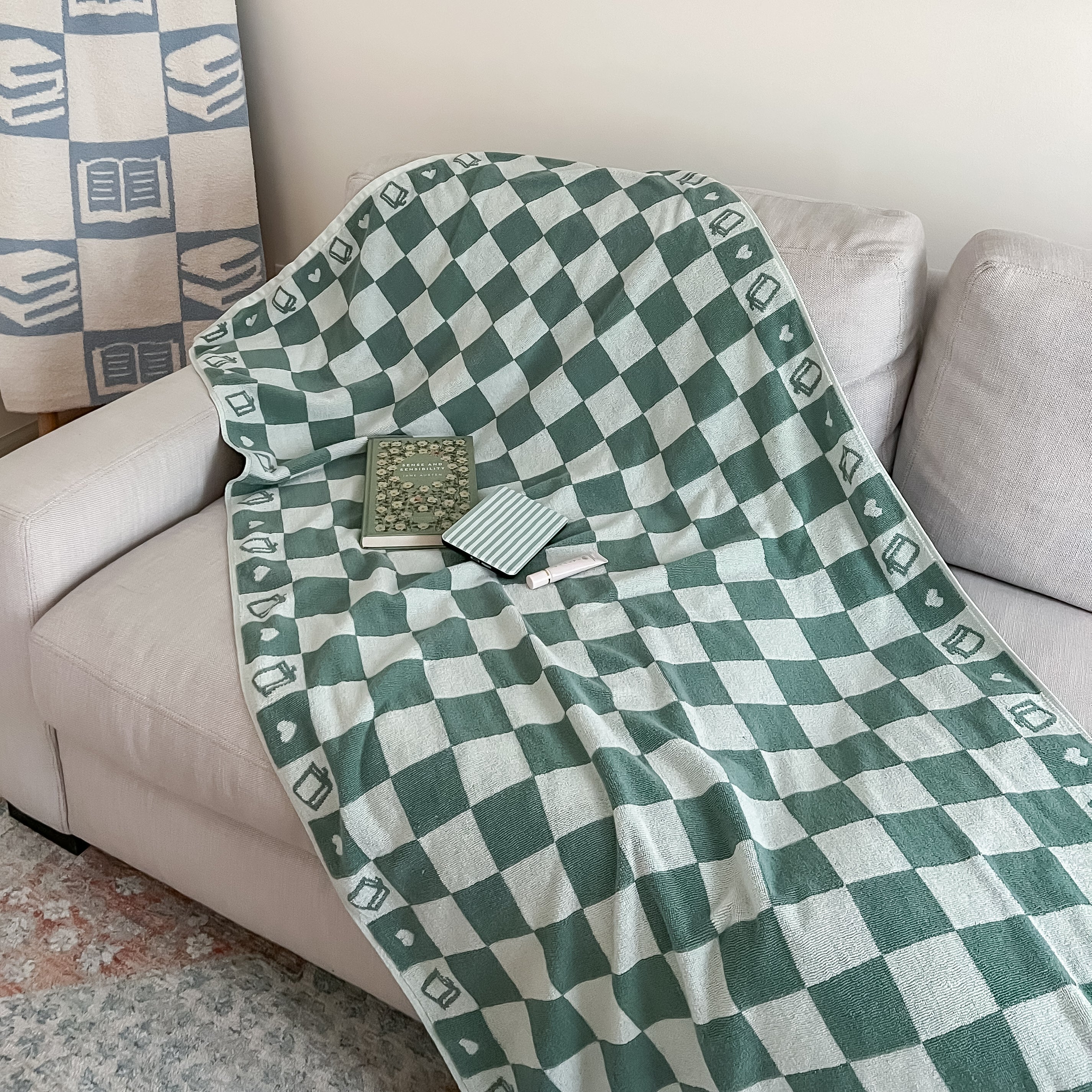 The Bookish Beach Towel - Image 6