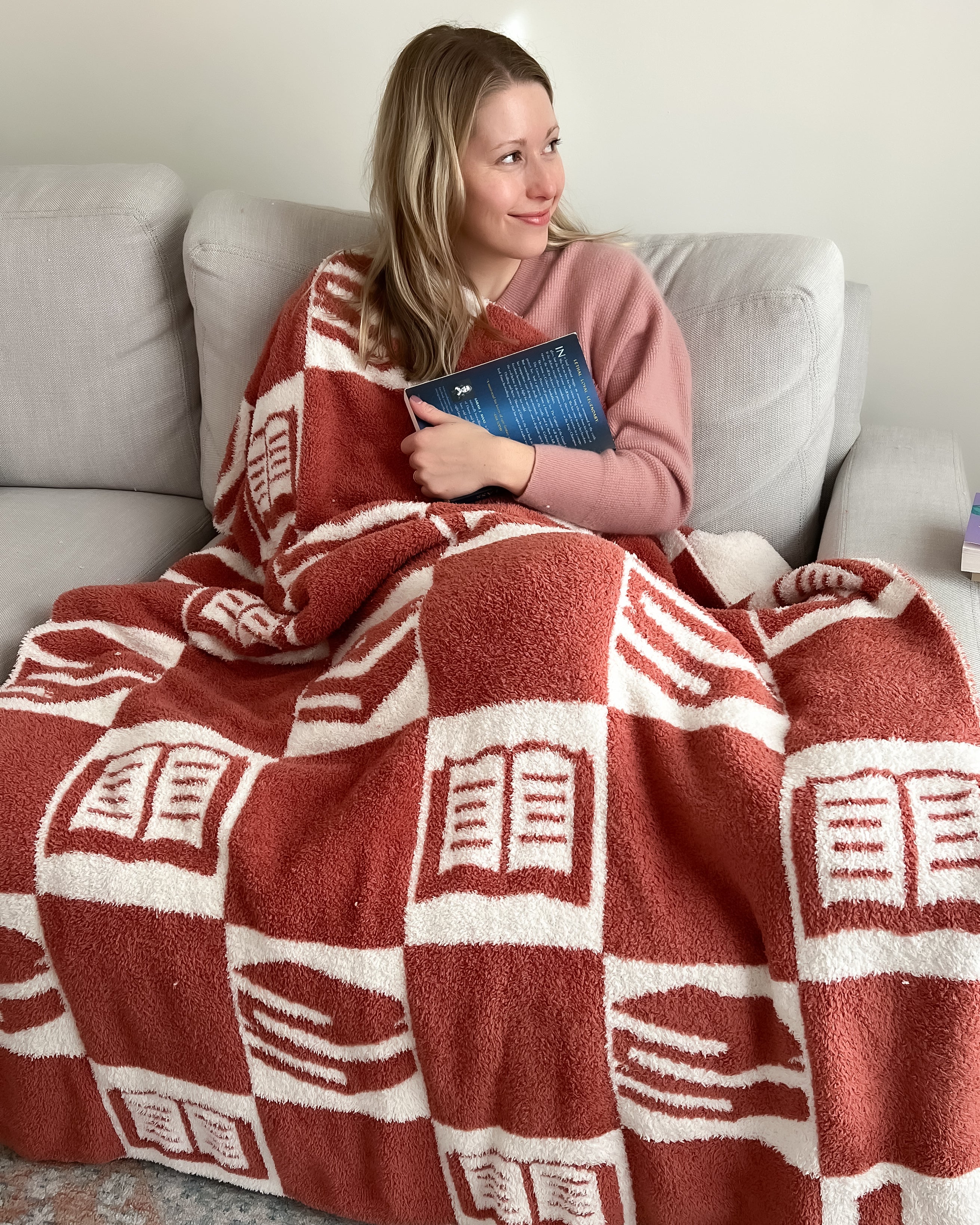 The Bookish Blanket - Image 11