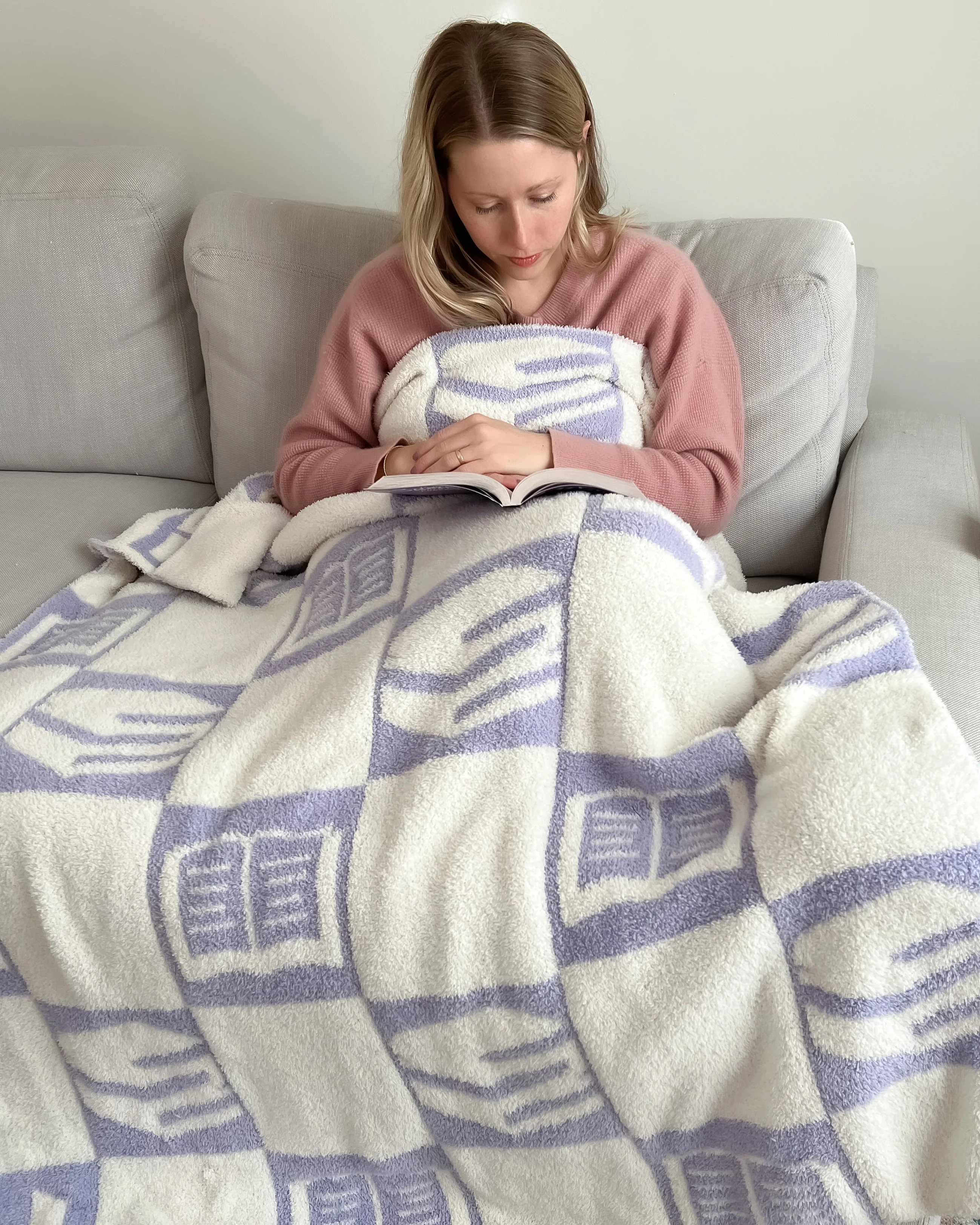 The Bookish Blanket - Image 17