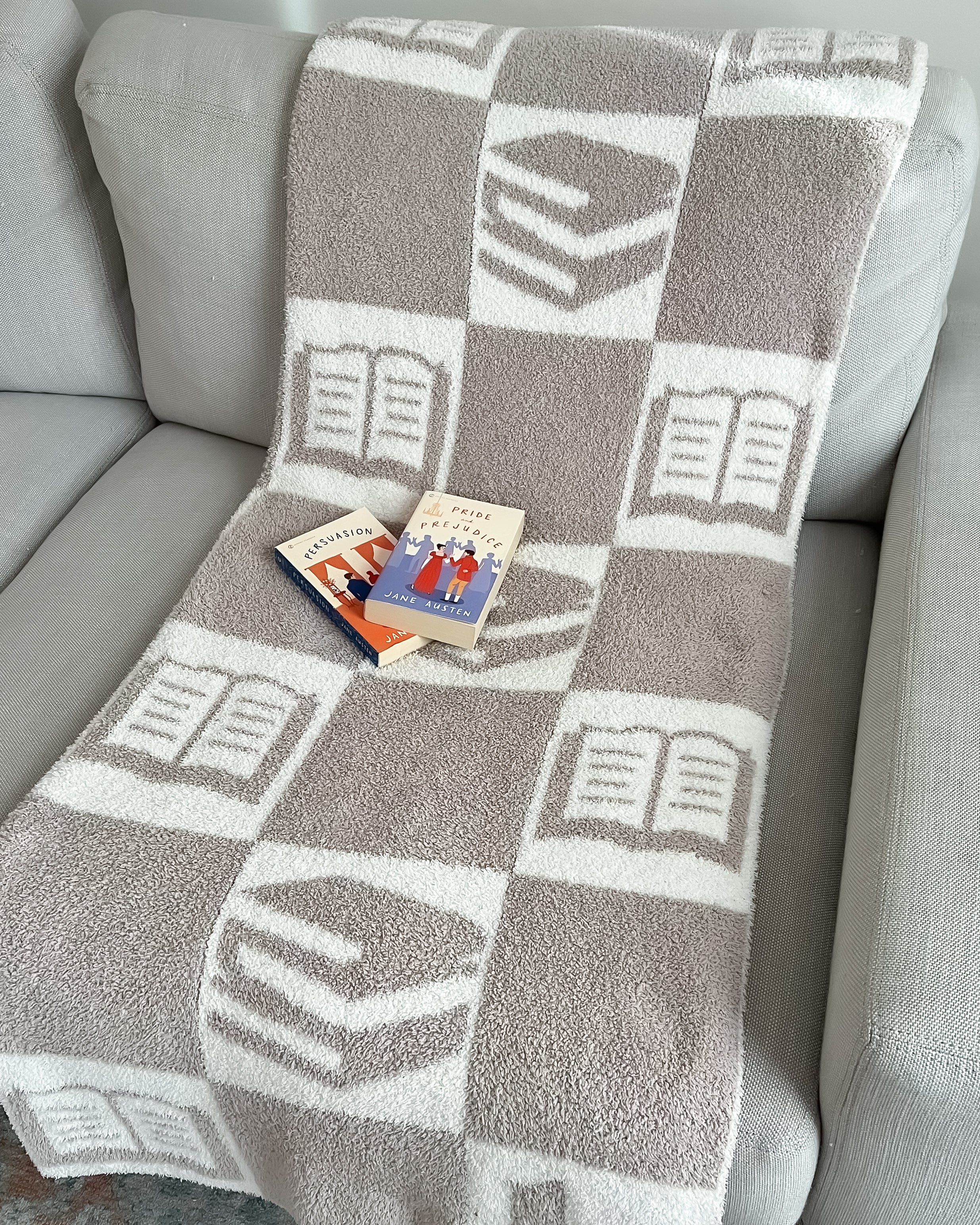 The Bookish Blanket - Image 35