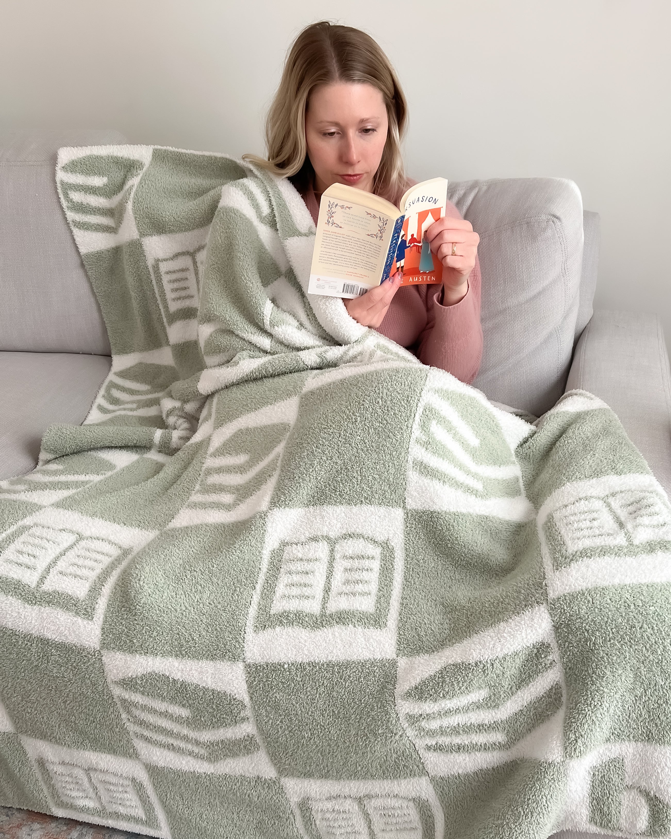 The Bookish Blanket - Image 4