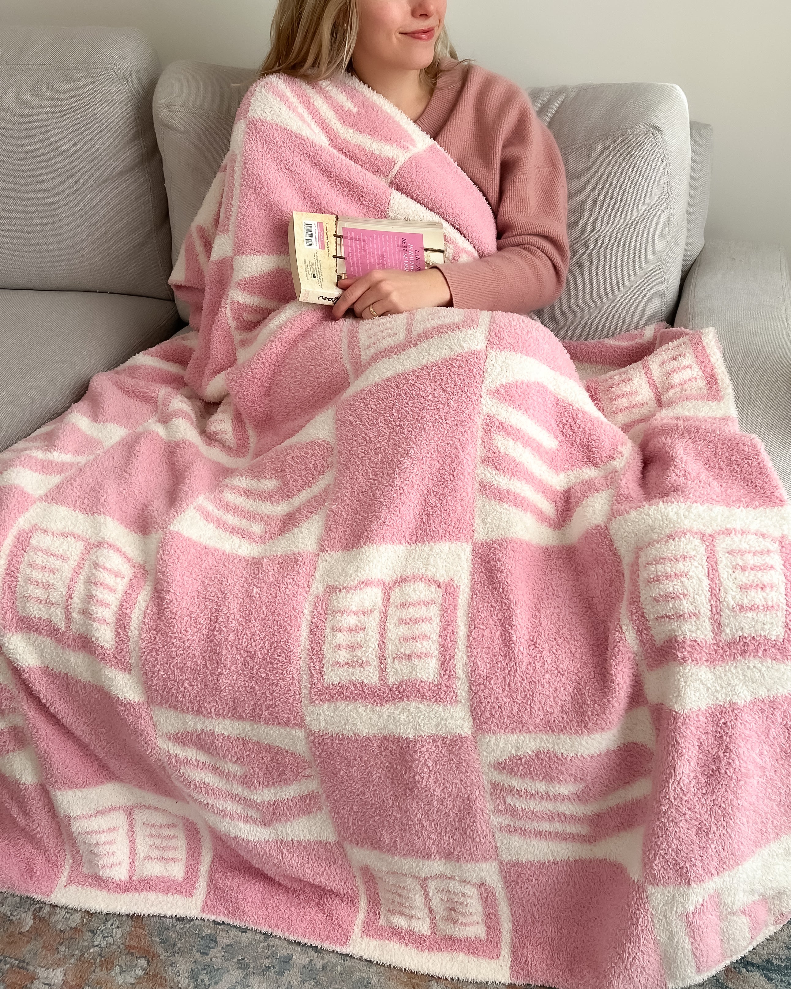 The Bookish Blanket - Image 6