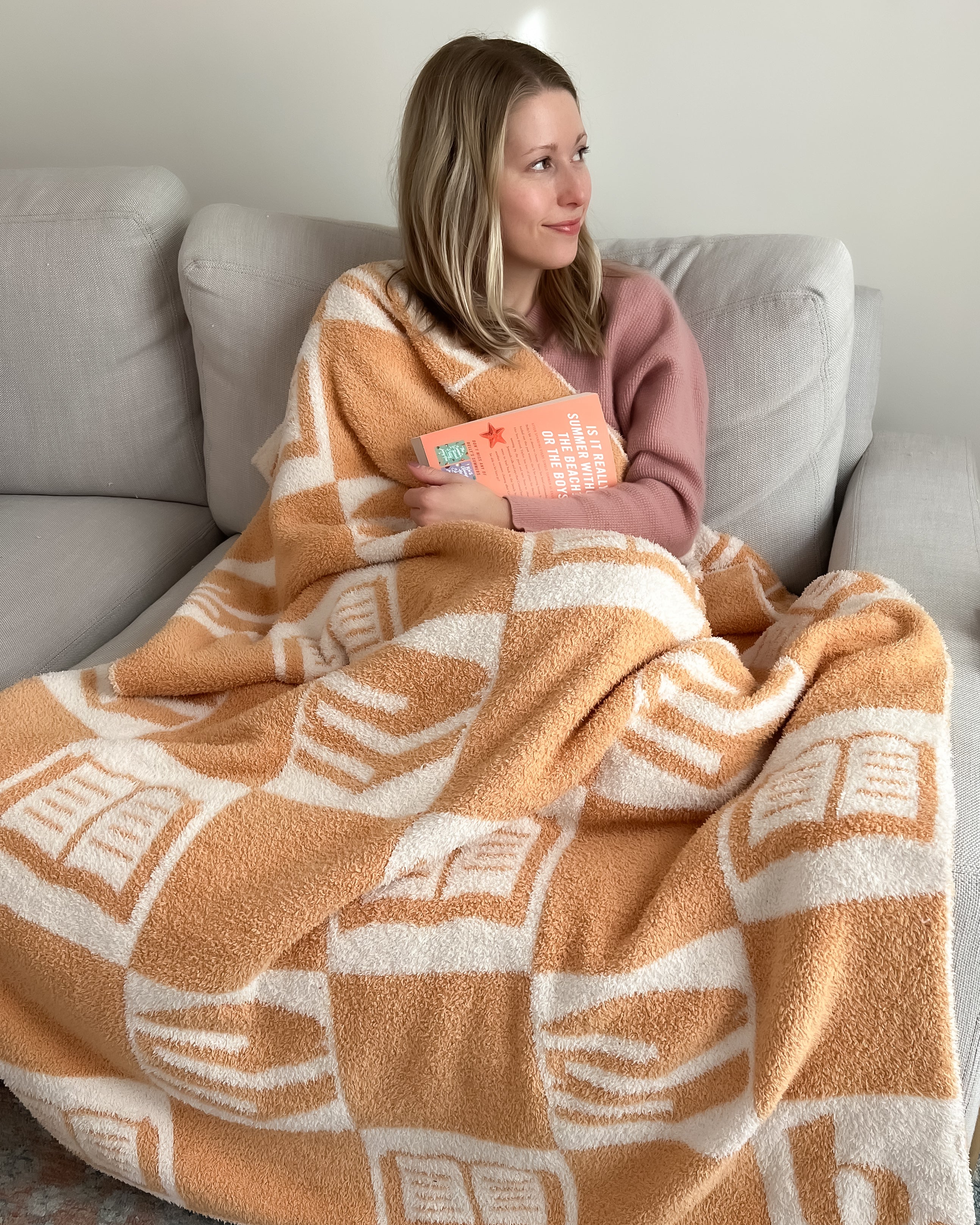 The Bookish Blanket - Image 9