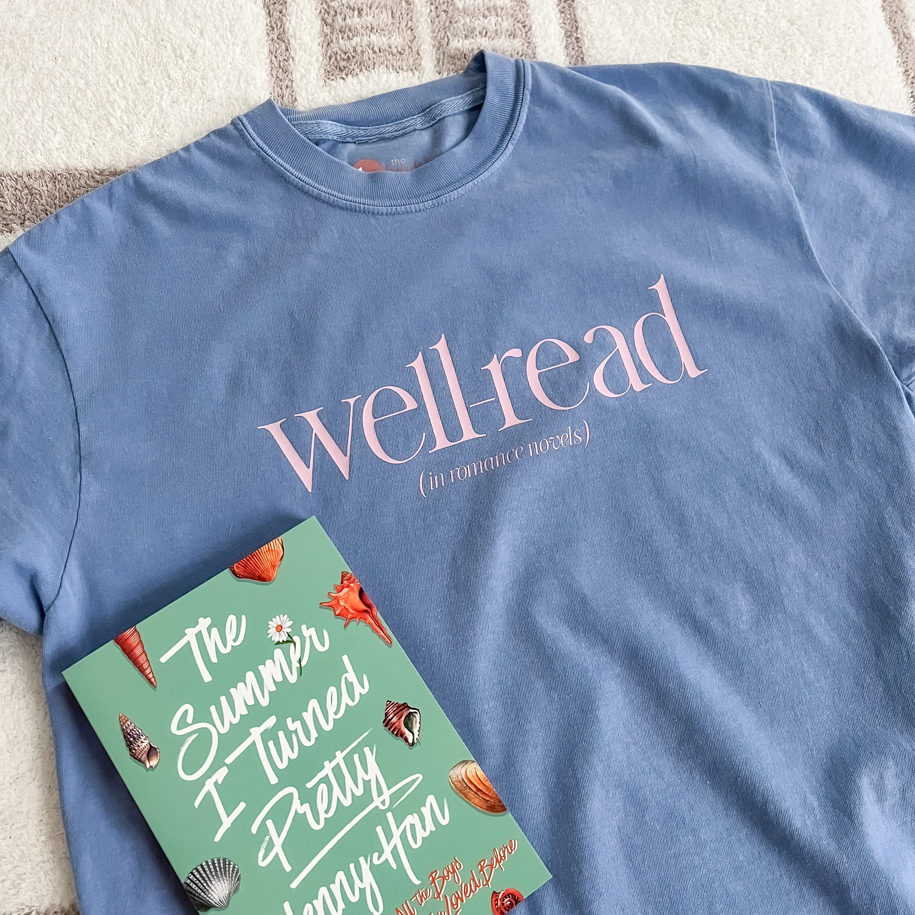 Well-Read Romance Tee - Image 2